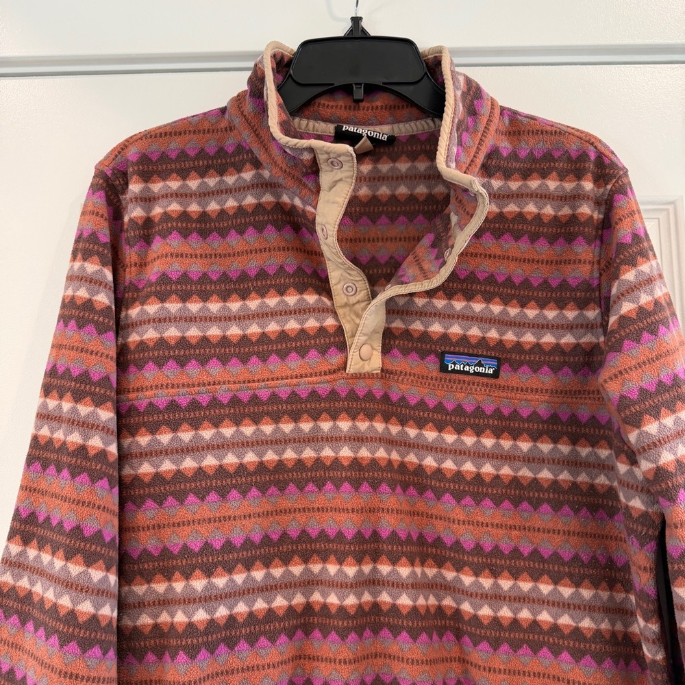 Patagonia Women’s Micro-D Snap-T Fleece in Pink Diamond Stripe Sisu Brown sz XL - Picture 2 of 11